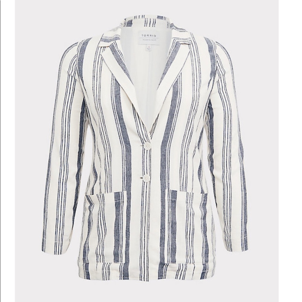 🆕 NWT Torrid Linen Blend Striped Blazer